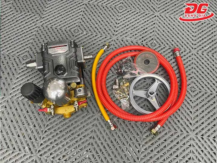 máy rửa xe 3HP dễ lắp ráp