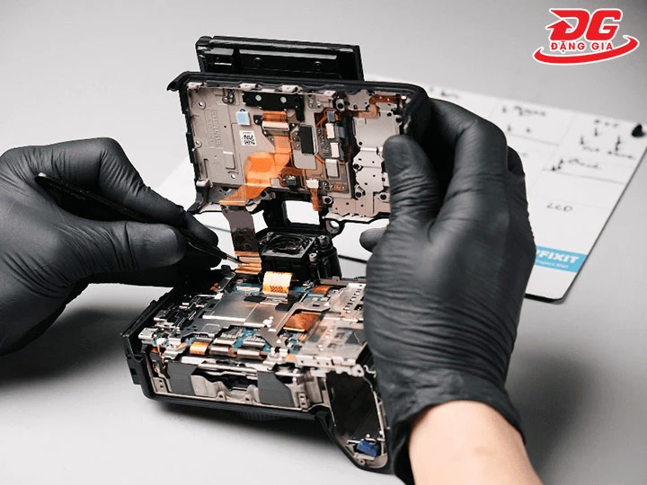 Sửa chữa máy ảnh Lê Bảo Minh