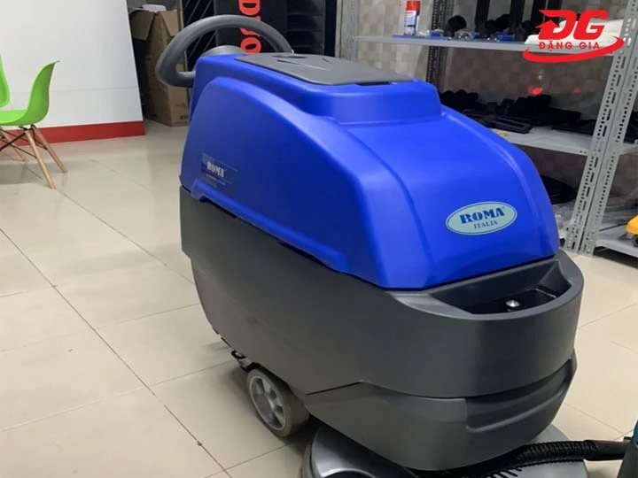 máy chà sàn RM50B khung máy chắc chắn