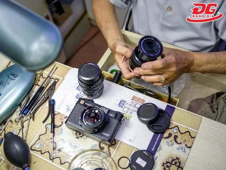 sửa máy ảnh tại Hà Nội Tiểu Hiếu