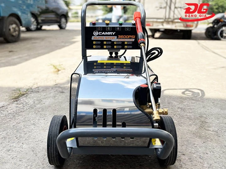 Máy bơm rửa xe 7.5kW 3600PSI Camry tự ngắt