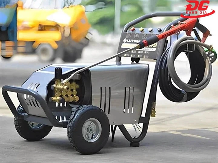 Máy phun áp lực rửa xe Lutian 3600PSI - 7.5T4 7.5kW
