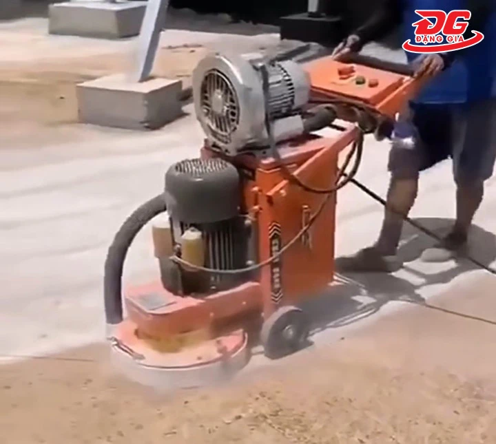 máy mài sàn bê tông SF330 chà sàn siêu nhanh