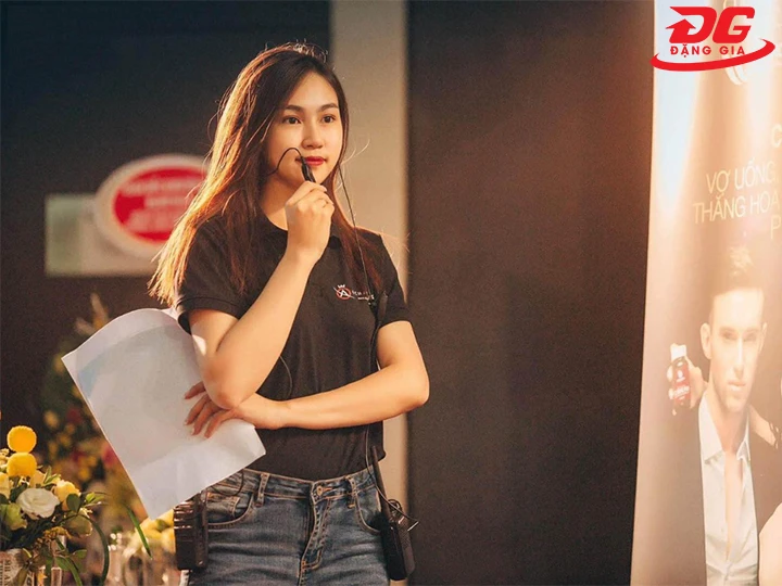 Phản hồi chớp nhoáng, liên lạc trong tích tắc