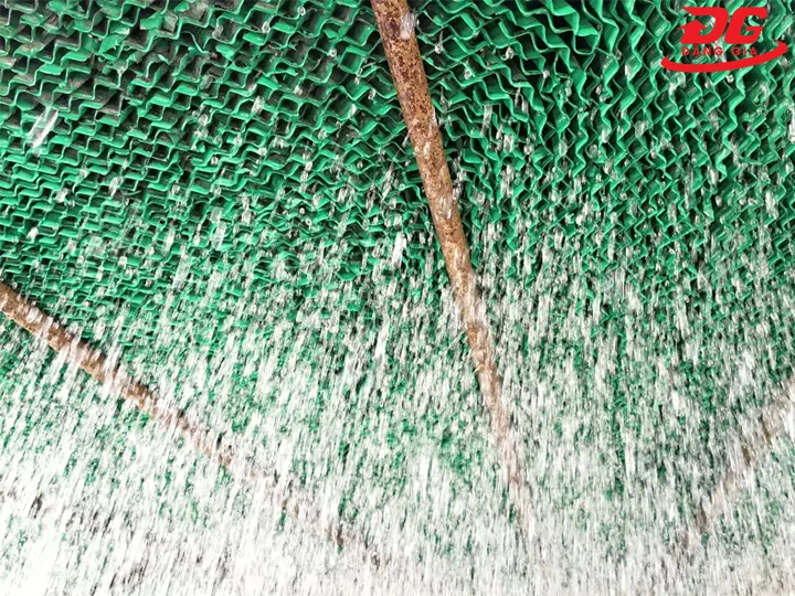 Tấm tản nhiệt PVC H305mm giúp phân phối nước