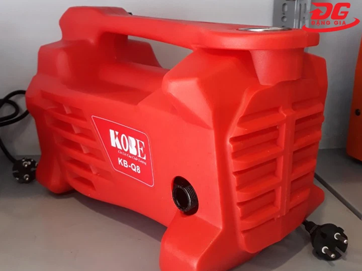 Máy rửa xe Kobe Q8
