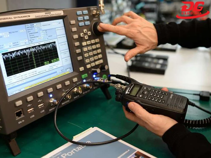 cài đặt tần số kênh bộ đàm