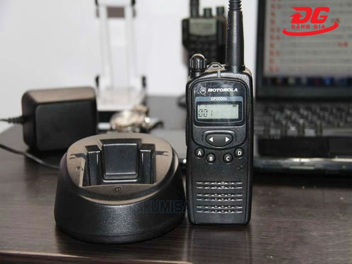 Bộ đàm cảnh sát giao thông Motorola GP-2000s