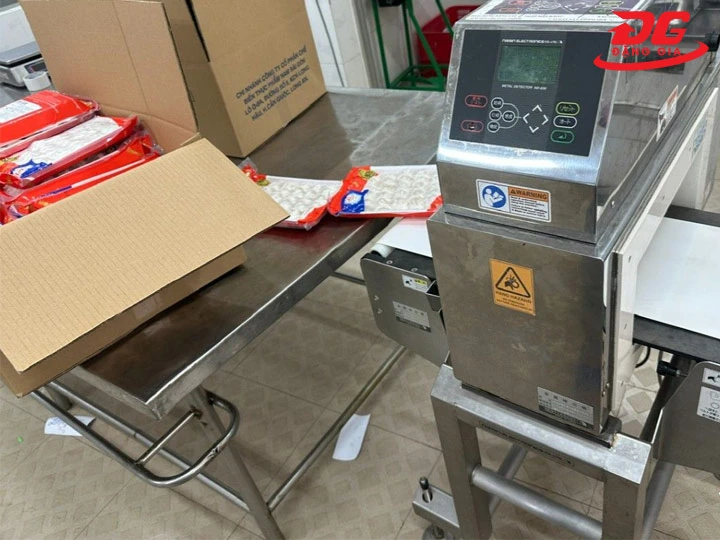 Máy rà tìm kim loại Nissin Gia tăng giá trị và độ tinh khiết của sản phẩm