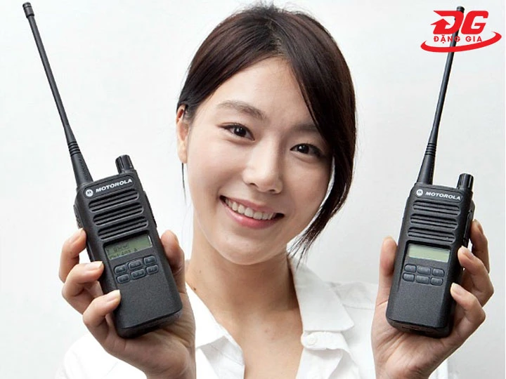 Mẹo sử dụng Bộ đàm Motorola Xir C2620 an toàn