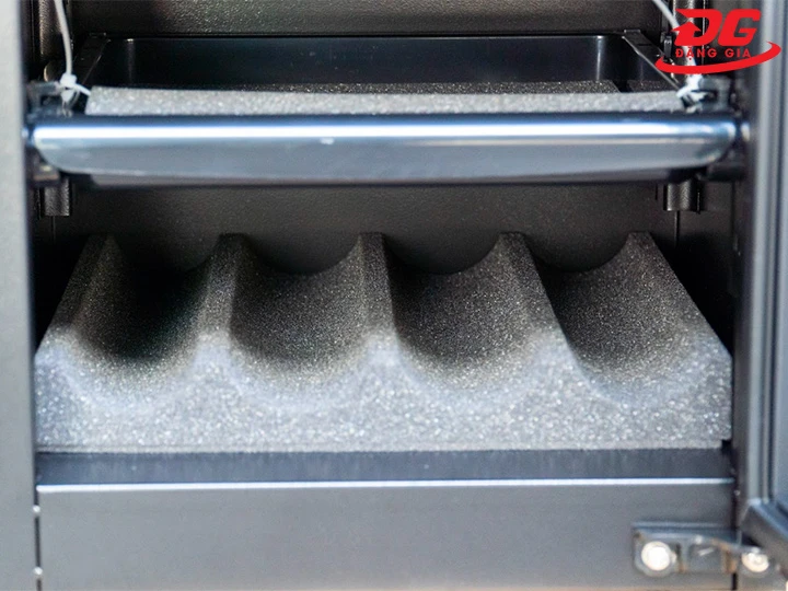 khay đựng tủ chống ẩm 120l