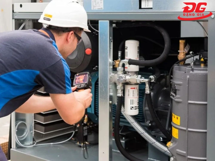 Dầu bôi trơn kém khiến máy nén khí bị quá nhiệt