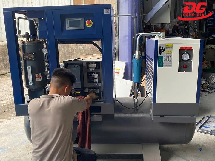 Van điều áp hỏng làm máy nén khí bị quá nhiệt