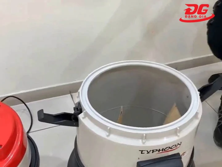 thùng chứa Máy hút bụi Typhoon KS-M463