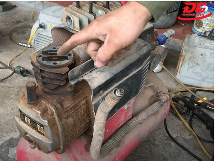 Máy nén khí không vào hơi nguyên nhân do đâu