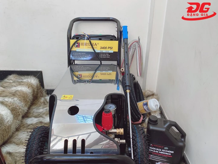 Sắm máy máy rửa xe Hiroma dễ dàng tại Đặng Gia