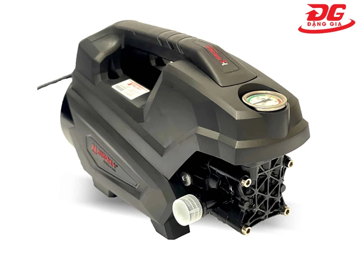 thiết kế máy rửa xe Hiroma chắc nịch