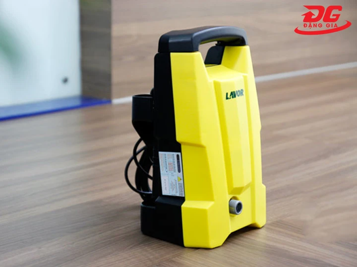 Máy rửa xe Lavor mini