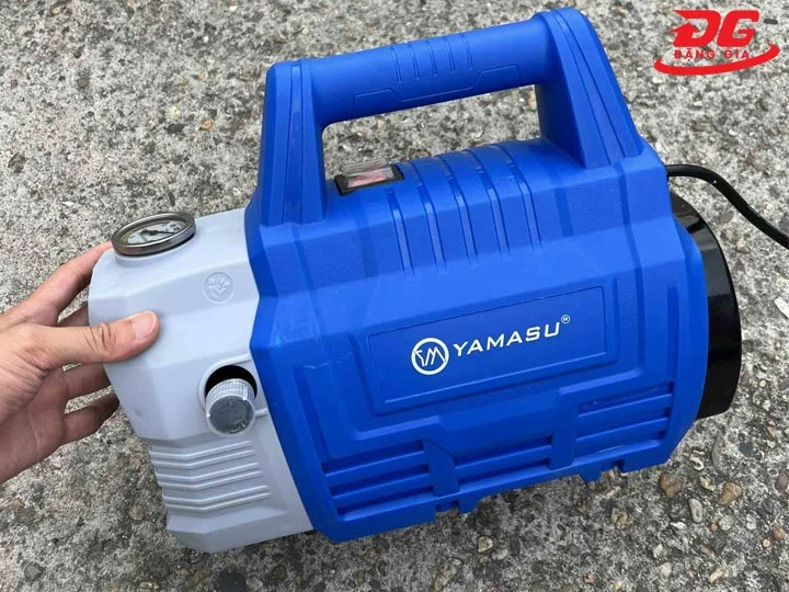Máy rửa xe Yamasu nhỏ gọn