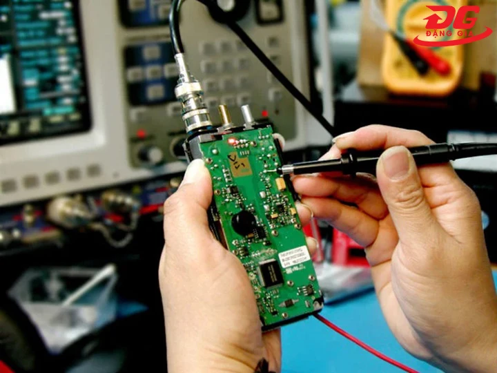 lỗi linh kiện bên trong máy bộ đàm