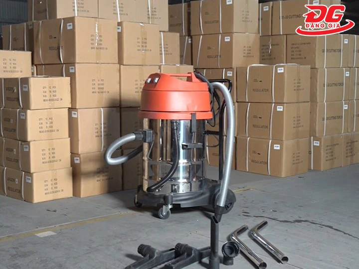 Máy hút bụi 2300W KVC60 - DCK