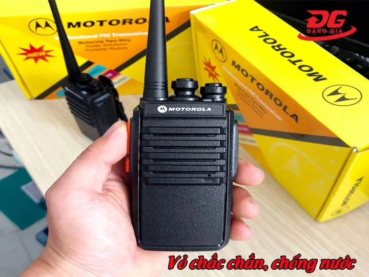 chọn Bộ đàm 1km chống nước tốt