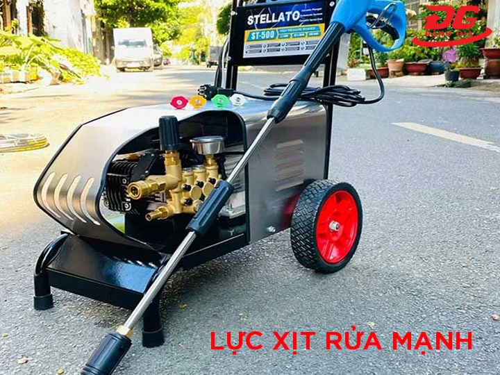  máy rửa xe Stellato Lực xịt rửa mạnh, đánh bay mọi vết bẩn