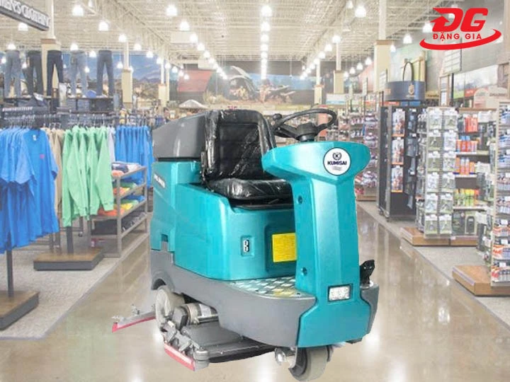 máy chà sàn ngồi lái tích hợp quét rác Kumisai KMS D9X