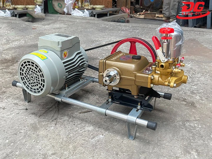 Máy rửa xe 1.5HP HL30