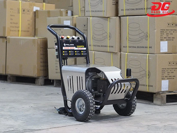 Máy rửa xe liền trục Palada 18M17.5-3T4