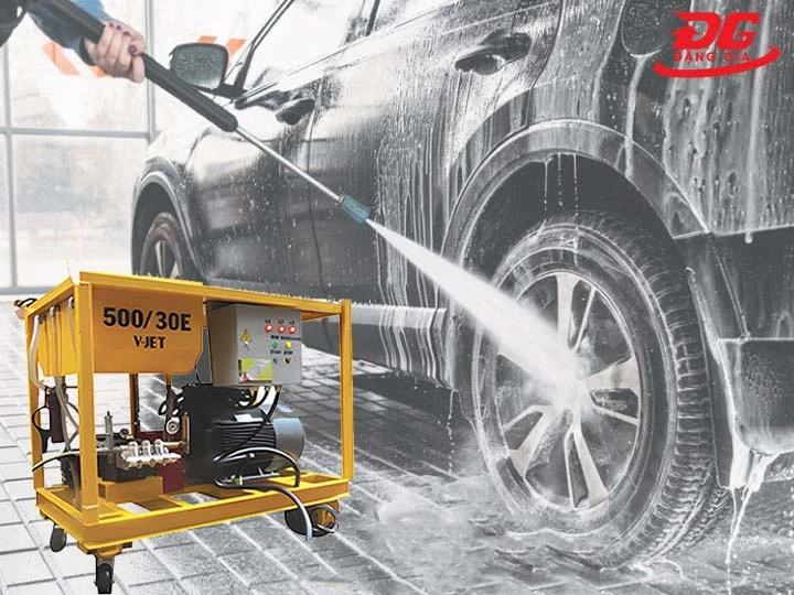Máy xịt rửa xe V-JET 500/30 thiết kế thông minh
