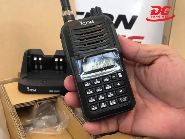 Máy bộ đàm Icom IC-V86