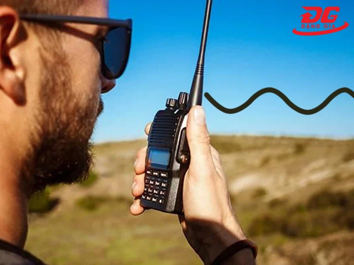 bộ đàm VHF ổn định