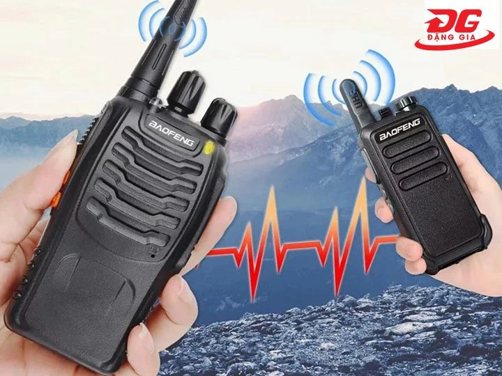 bộ đàm VHF liên lạc