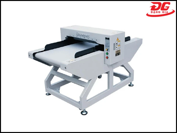 Cấu trúc mạch từ máy dò kim loại Easement