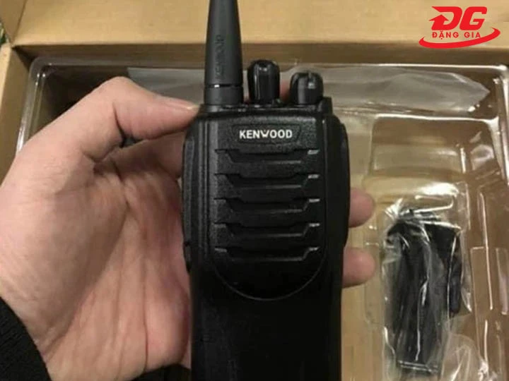 chọn Bộ đàm quán cafe thương hiệu