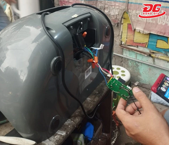 sửa máy đánh giày không hoạt động