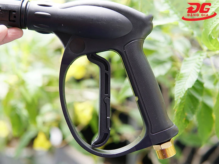 súng phun máy rửa xe Crika