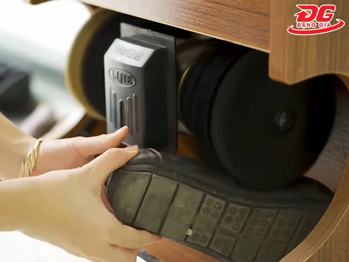 sử dụng máy đánh giày KUMISAI XDB3