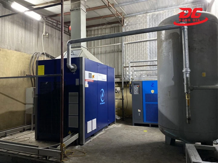 Trong khi vận hành máy nén khí TLC