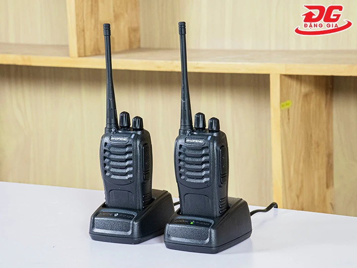 Top 13+ Bộ đàm siêu nhỏ: Truyền nhanh, Siêu bền, Giá rẻ