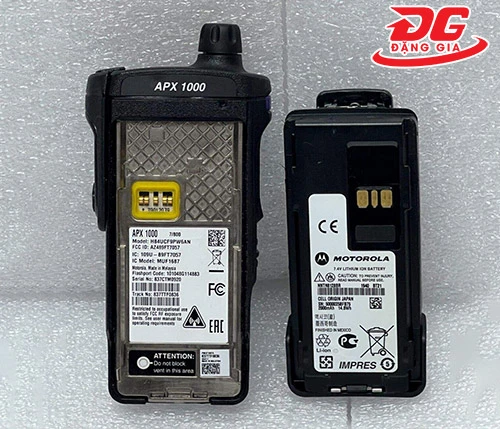 Bộ đàm Motorola APX 1000 5