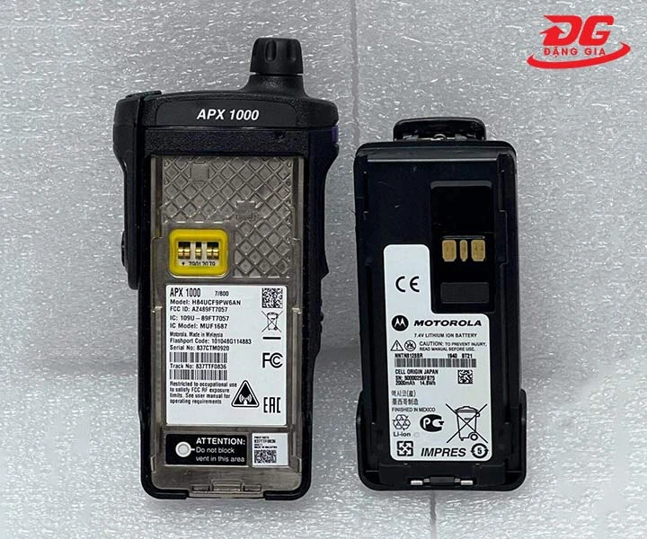 bộ đàm Motorola APX 1000