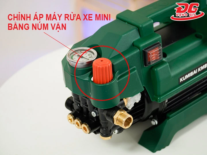 chỉnh áp suất máy rửa xe mini bằng núm vặn