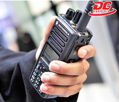 Bộ đàm Motorola APX 1000 4