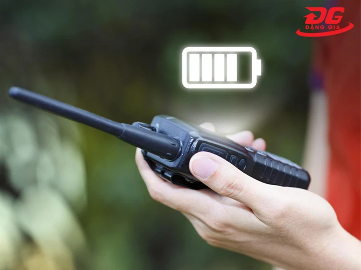 bộ đàm Analog tiêu hao pin