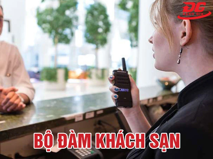 Top 8+ Bộ đàm Khách Sạn: Tiện lợi, Gọn nhẹ, Kết nối tức thì