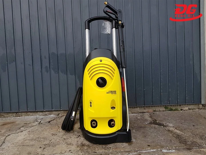 Máy rửa xe Karcher HD 7/18-4M