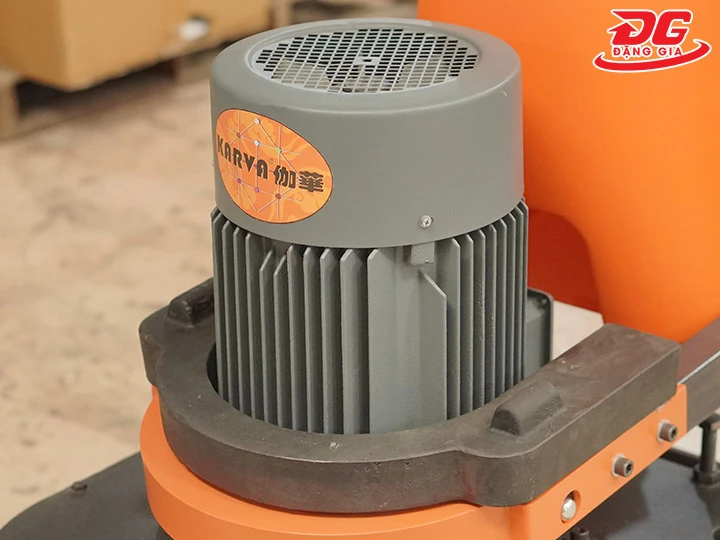 Động cơ của Karva KVG100A