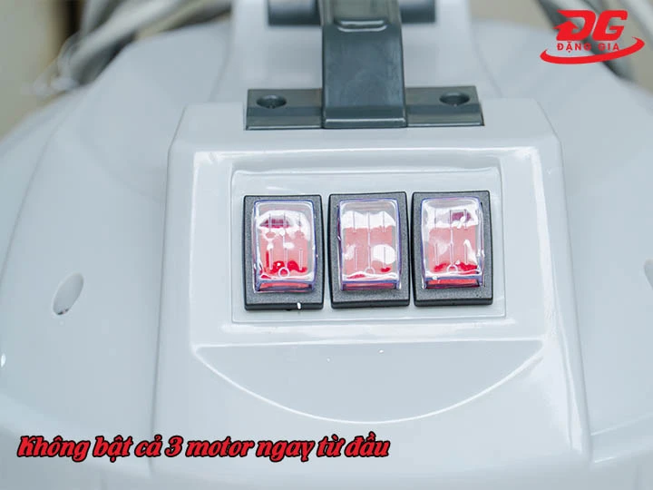 lưu ý khi sử dụng Máy hút bụi DQC - TECH 803H